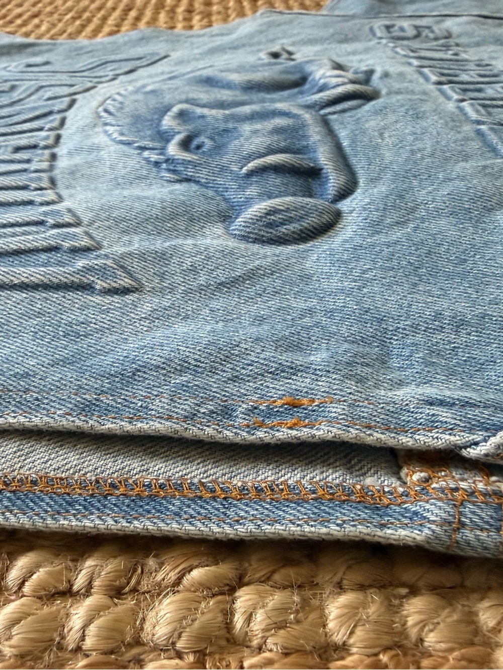 Vintage USA Made Arkansas Razorbacks Embossed Denim Vest M Football Game Day - Picture 6 of 8
